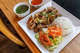 Five Spice Chicken Rice Plate